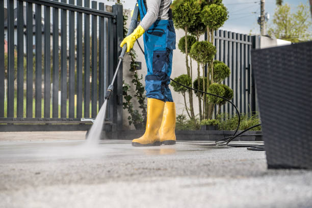 Best Parking Lot and Garage Cleaning  in Castle Shannon, PA